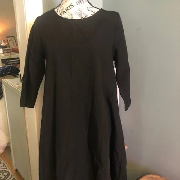 BLACK COTTON DRESS - Picture 1 of 2